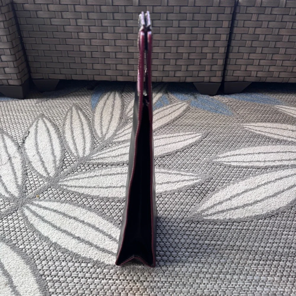 Cole Haan Leather Wine Bottle Magnetic‎ Close Tote Black
